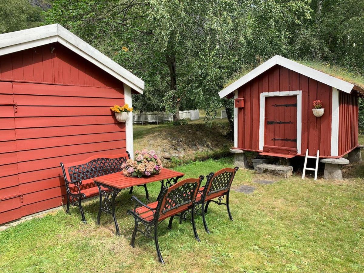 Aobrio Holidayhouse, Authentic Norwegian Farmhouse Close To Flam Lærdalsøyri Kültér fotó